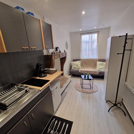 Le Cocon Apartment เบอซองซง ภายนอก รูปภาพ